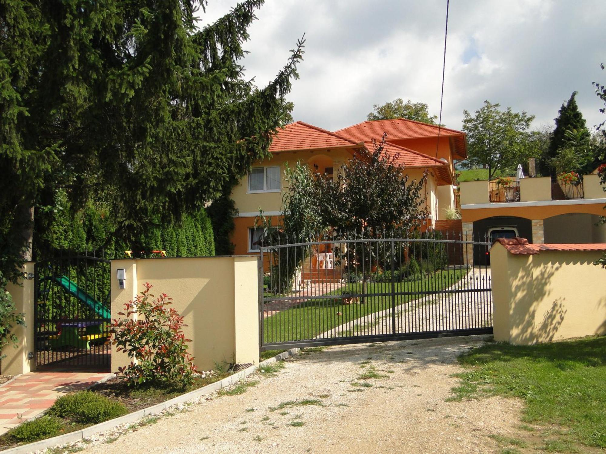 Janus Apartman Sárvár Esterno foto